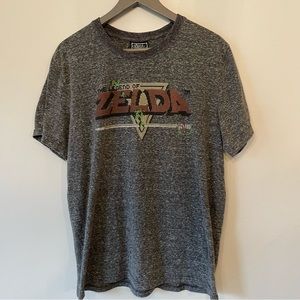 Zelda graphic tee - size large